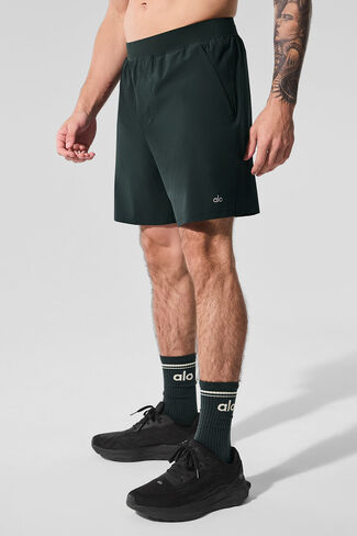 Alo Yoga 7" Repetition Short - Charcoal Green in Saudi Arabia