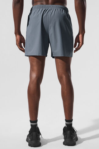 Alo Yoga 5" Circuit Short - Steel Grey in Saudi Arabia
