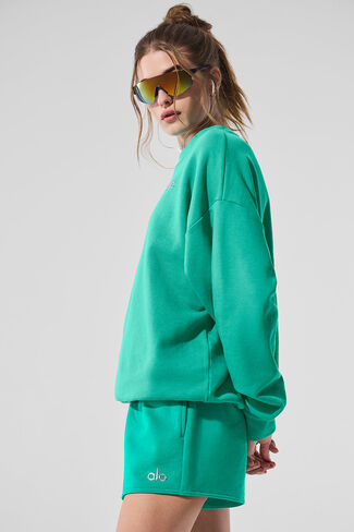 Alo Yoga Accolade Crew Neck Pullover - Spruce Green in Saudi Arabia