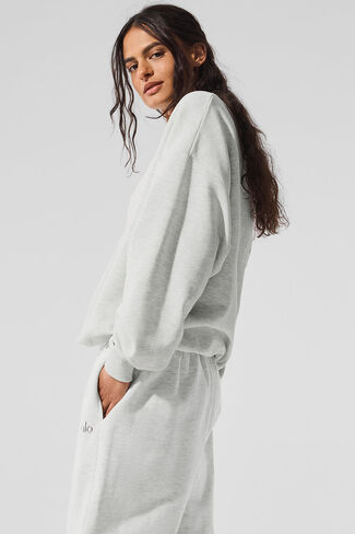 Alo Yoga Accolade Crew Neck Pullover - White Heather in Saudi Arabia