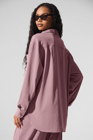 Alo Yoga Dreamscape Button Down Long Sleeve - Smoky Quartz in Kuwait