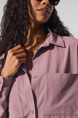 Alo Yoga Dreamscape Button Down Long Sleeve - Smoky Quartz in Kuwait