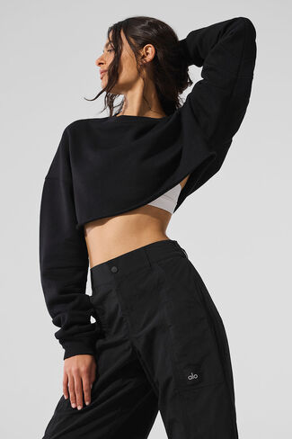 Alo Yoga Extreme Cropped Pullover - Black in Saudi Arabia