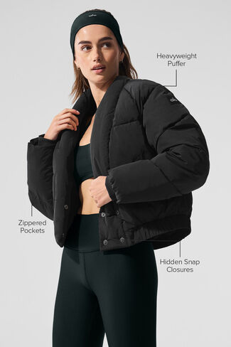 Alo Yoga Stargazing Puffer - Black in Saudi Arabia