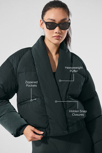 Alo Yoga Stargazing Puffer - Charcoal Green in Saudi Arabia
