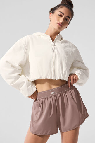 Alo Yoga Cropped Mountain Peak Full-Zip Hoodie - Ivory in Saudi Arabia