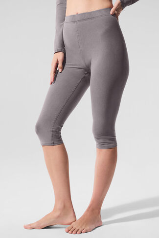 Alo Yoga Washed Alosoft High-Waist Iconic 90's Capri - Cool Grey Wash in Saudi Arabia
