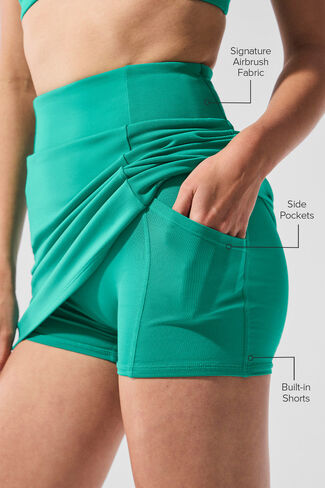 Alo Yoga Airbrush High-Waist Good Form Tennis Skirt - Spruce Green in Saudi Arabia
