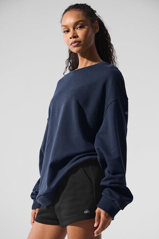 Alo Yoga Chill Crew Neck Pullover - Navy in Kuwait