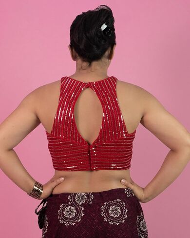 بلوزة ساري للسيدات من FIGURE'S DESIGNER مطرزة بالترتر ورقبة دائرية بدون أكمام E2 in Kuwait