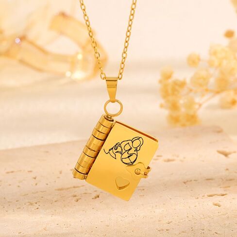 قلادة كتاب الحفيدة، للحفيدة - أجمل كتاب الفصل قلادة كتاب ذهبي فضي قابل للتعديل مع 6 صفحات معلومات منقوشة هدايا مجوهرات من الجدة in Kuwait