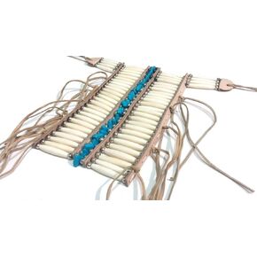 لوحة صدر قبلية على شكل عظمة الجاموس الطبيعية التقليدية مصنوعة يدويًا in Kuwait