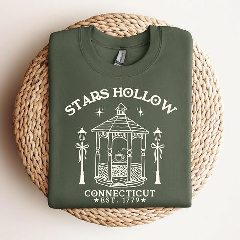 Stars Hollow Cozy Fall Women's Sweatshirt, Stars Hollow Luke's Crewneck, Connecticut Gilmore Gift, Autumn Women's Sweater in Saudi Arabia