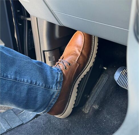 مسند للقدم اليسرى للسائق قابل للتعديل، دواسة مريحة ميتة. اكسسوارات F150 in Saudi Arabia