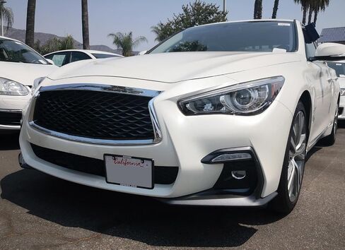 iJDMTOY مجموعة أدوات نقل لوحة الترخيص بدون مثقاب أمامي متوافقة مع إنفينيتي Q50 2016 مع شبكة / إدراج على شكل ماسي سفلي للمصد in Saudi Arabia