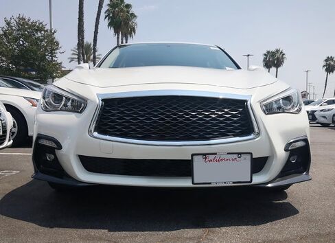 iJDMTOY مجموعة أدوات نقل لوحة الترخيص بدون مثقاب أمامي متوافقة مع إنفينيتي Q50 2016 مع شبكة / إدراج على شكل ماسي سفلي للمصد in Saudi Arabia