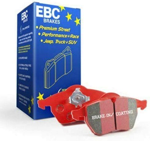 مجموعة وسائد الفرامل الرياضية من سلسلة EBC Redstuff 3000 DP32004C لتناسب VOLKSWAGEN in Kuwait