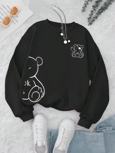 SweatyRocks Women's Bear Print Graphic Sweatshirt Fleece Long Sleeve Oversize Crewneck Pullover Casual Hoodies in Saudi Arabia