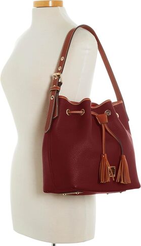 حقيبة يد Dooney & Bourke، برباط Pebble Grain Aimee | منتصف الليل الأزرق in Kuwait