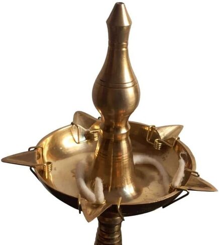 حامل فتيل نحاسي نقي من Samai Kadi لمصابيح الزيت، حامل فتيل قطن Vilakku Batti، Deepak Deepam Temple Pooja Rituals معدني مقاوم للانسكاب (مجموعة من 5، مربع) in Saudi Arabia