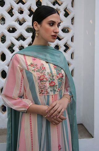 Janasya Indian Women's Georgette Cream Floral Print Festive Wear Kurta Set for Women in Saudi Arabia