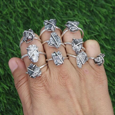 خاتم نيزك خام أصلي من الفضة الإسترليني عيار 925 – خاتم نيزك للجنسين – مجوهرات مصنوعة يدويًا للرجال والنساء in Kuwait