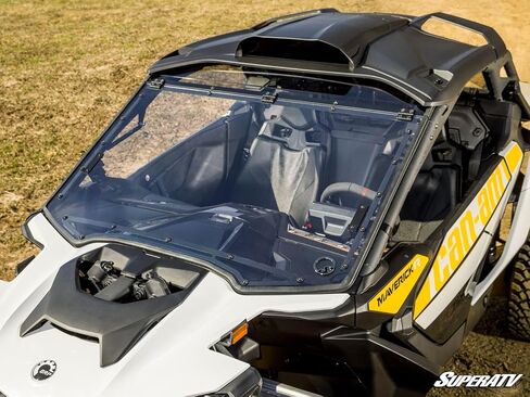 الزجاج الأمامي SuperATV Flip متوافق مع Can Am Maverick R، مقاوم للخدش، مصنوع من البولي كربونات السميك 1/4 بوصة أقوى 250 مرة من الزجاج، محمي بطبقة صلبة بصرية XR، لون شفاف in Saudi Arabia