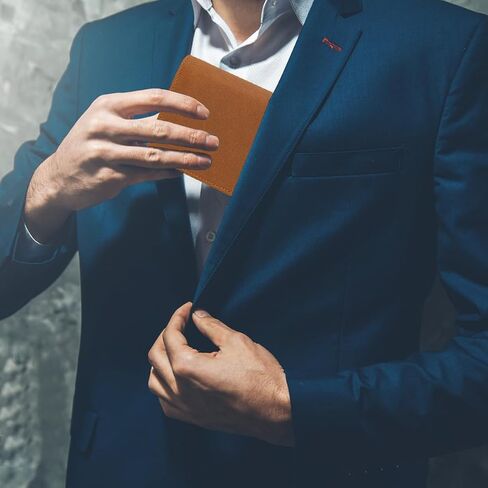 محفظة جلد طبيعي للرجال | محفظة عمودية ثنائية الطي RFID | حامل بطاقات بسعة كبيرة جدًا للرجال مع 16 فتحة ونافذة لبطاقة الهوية، بني فاتح in Kuwait