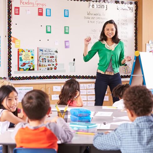 قطعتان من رف الكتب المغناطيسي للسبورة البيضاء، حامل كتب مغناطيسي أكريليك قابل لإعادة الاستخدام مع حاوية أقلام، أرفف كتب معدنية عائمة، رف عرض الكتب لغرفة الأطفال والفصول الدراسية للسبورة البيضاء (أبيض) in Kuwait