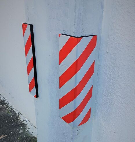 واقيات زوايا ذاتية اللصق، مصنوعة من المطاط الرغوي، لحماية مواقف السيارات، مقاس 17.3 × 9.8 × 0.8 بوصة، مع شرائط عاكسة باللون الأحمر والأبيض. (عبوة من 4 قطع) in Kuwait