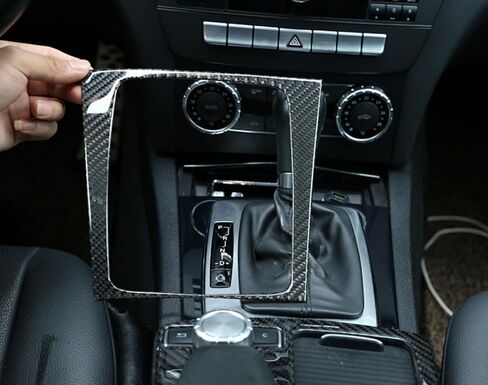 متوافق مع مرسيدس بنز C-Class 2007-2013 W204، غطاء لوحة ناقل الحركة من ألياف الكربون ملصق ديكور ملحقات التعديل الداخلي للسيارة in Saudi Arabia