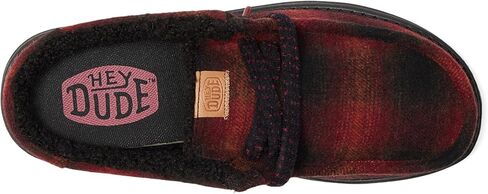 حذاء HEYDUDE الرجالي Wally Slip Cozy Plaid سهل الارتداء in Kuwait