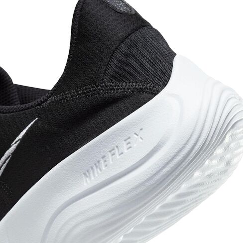 NIKE Men's Sneakers Slipper in Saudi Arabia