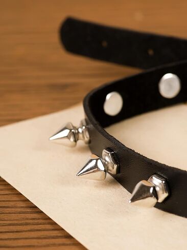 Sacina Gothic Punk Spiked Choker, Black PU Leather Choker Collar, Pentagram Necklace, Star Necklace, Black Choker, Halloween Necklace, Christmas New Year Jewelry Gift for Women in Saudi Arabia