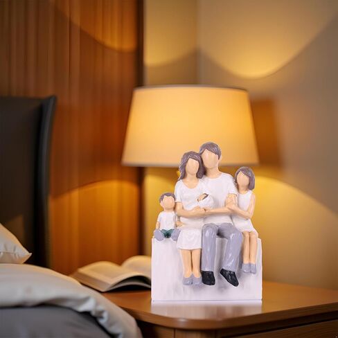 LCCCK عائلة منحوتة مرسومة يدويًا مكونة من 4 أشكال، 2025 هدايا للآباء عائلة مكونة من 4 منحوتات، هدايا للأم الجديدة، تماثيل عائلية ذات معنى للأم والأب والابنة in Kuwait