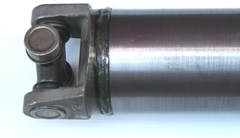 Drive Shaft Compatible with Chevrolet Silverado & GMC Sierra 1500 Pick-Up 2002-2003 - 2004-2005, 4X4 Rear DriveShaft. 143.5" Wheel Base Extended Cab STEEL REPLACEMENT For OE ALUMINUM (Made in USA) in Saudi Arabia