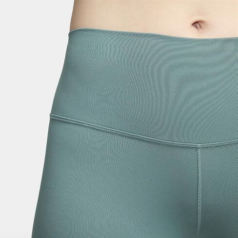 شورت راكب الدراجة النارية Nike One للسيدات عالي الخصر مقاس 5 بوصات in Kuwait