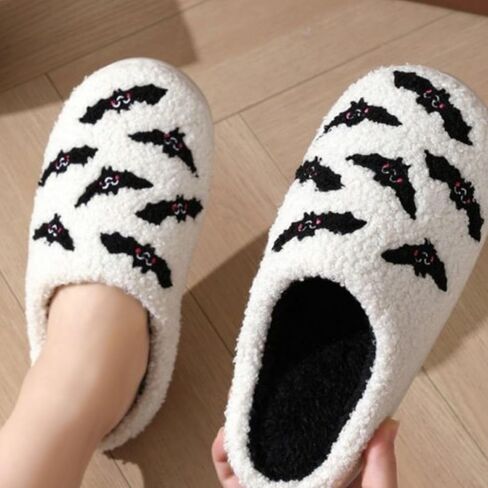 Cute Halloween Slippers for Women Perfect Soft Plush Comfy Warm Slip-On Halloween Pumpkin Slippers fo Women Indoor Fluffy House Slippers for Women and Men Non-slip Fuzzy Flat Slides in Kuwait