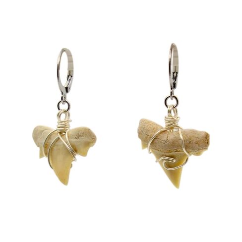 مجوهرات أقراط متدلية مصنوعة يدويًا على شكل أسنان سمك القرش، أقراط للشاطئ، هدية صيفية، هدايا ملهمة لمجوهرات المحيط للنساء والأم والأخت والأطفال (ذهبي) in Kuwait