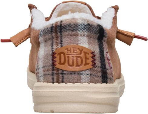 HEYDUDE للرجال Wally Cozy Plaid Downtown | حذاء سهل الارتداء مبطن بقماش الشيربا للرجال، خفيف الوزن ومريح in Kuwait