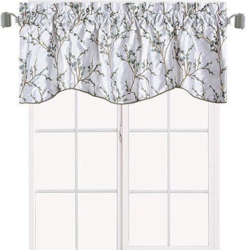 ستارة نافذة كلو من Royal Hotel Bedding، تصميم زخرفي على شكل صدفي ومطرزة بالورود، ستارة نافذة ستائرية مبطنة، مقاس 52 × 17 بوصة، بيج in Kuwait