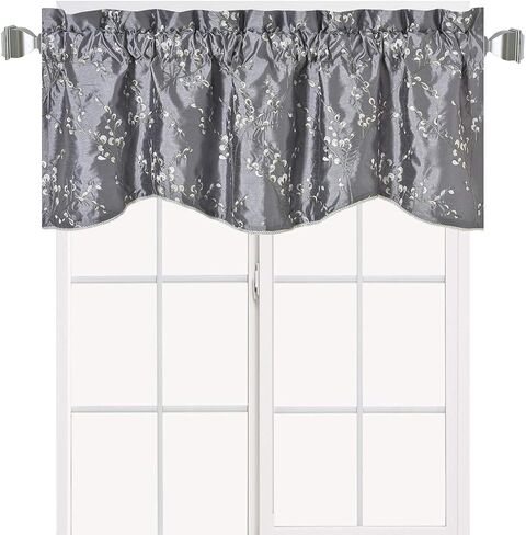 ستارة نافذة كلو من Royal Hotel Bedding، تصميم زخرفي على شكل صدفي ومطرزة بالورود، ستارة نافذة ستائرية مبطنة، مقاس 52 × 17 بوصة، بيج in Kuwait