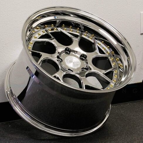 حافة عجلات AodHan DS-01 19x10.5 5x114.3 73.1CB +15 فراغ كروم مع مسامير ذهبية in Saudi Arabia
