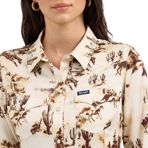 Wrangler Cacti/Cream Bold Bucking Cowboy Weomen's Collared Western Snap Shirt 112367229 in Saudi Arabia