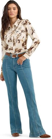 Wrangler Cacti/Cream Bold Bucking Cowboy Weomen's Collared Western Snap Shirt 112367229 in Saudi Arabia