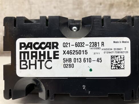 وحدة التحكم في نظام التدفئة والتهوية وتكييف الهواء (HVAC) للكابينة Q21-6032-23B1 in Saudi Arabia