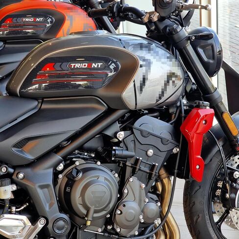 Motorcycle 3D Stickers Compatible with Triumph Trident 660 2021-2025. Tank Side Protector Protections from Impact and Scratches. Resin Stickers - Made in Italy in Saudi Arabia