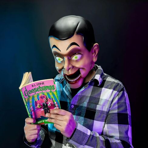 قناع تنكري من الفينيل للبالغين من Goosebumps Slappy The Dummy in Saudi Arabia
