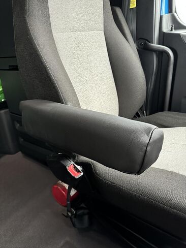 ARMREST Cover Set for Freightliner Cascadia – Designed for 33'' HIGH Back Seats – Faux Leather in Saudi Arabia