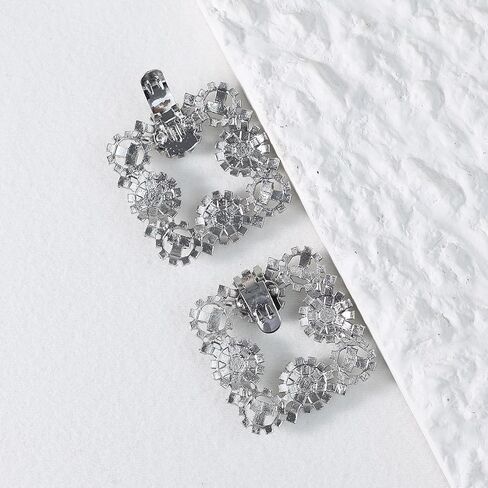 Elegant Crystal Rhinestone Shoe Clips 1 Pair Rectangle Buckle Decorative Floral Charms for Wedding Heels Detachable Pearl Shoes Decor Accessories in Saudi Arabia